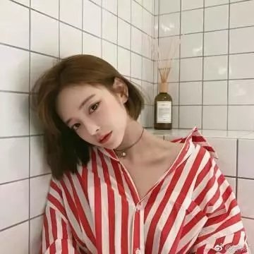 巨蛇闯女校